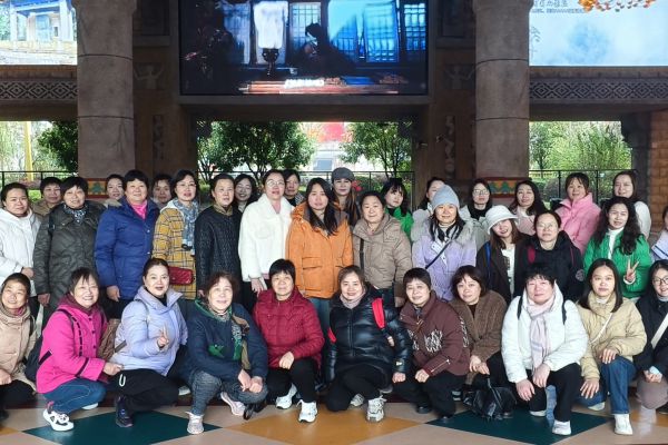 宜春公路建設(shè)集團(tuán)開(kāi)展  “三八”婦女節(jié)系列活動(dòng)